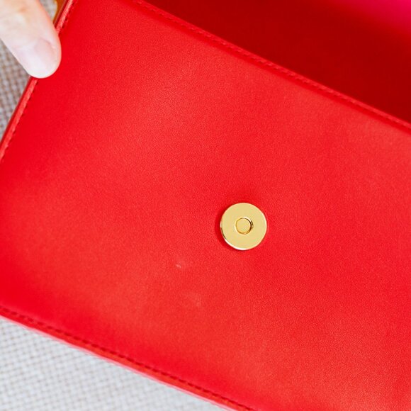 Stuart Weitzman Gabriella Red Leather crossbody bag - Picture 10 of 12